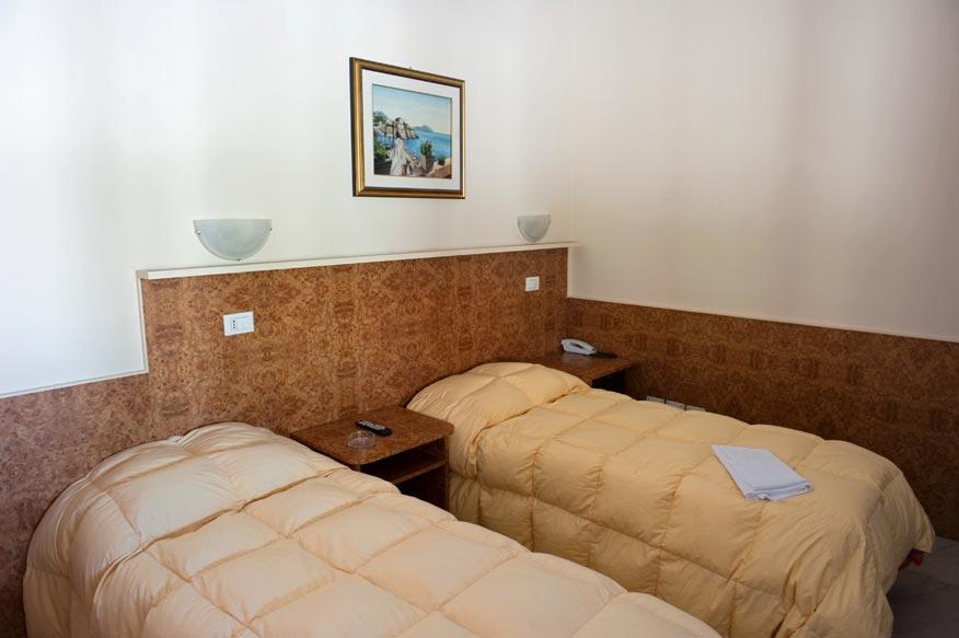 ג'נובה Hotel Fiumara מראה חיצוני תמונה