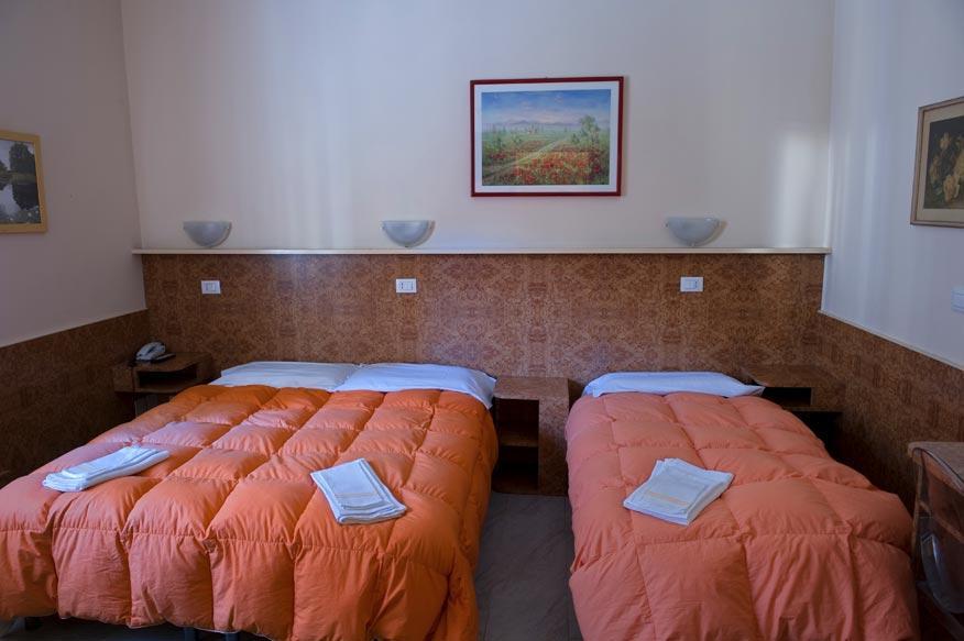 ג'נובה Hotel Fiumara מראה חיצוני תמונה